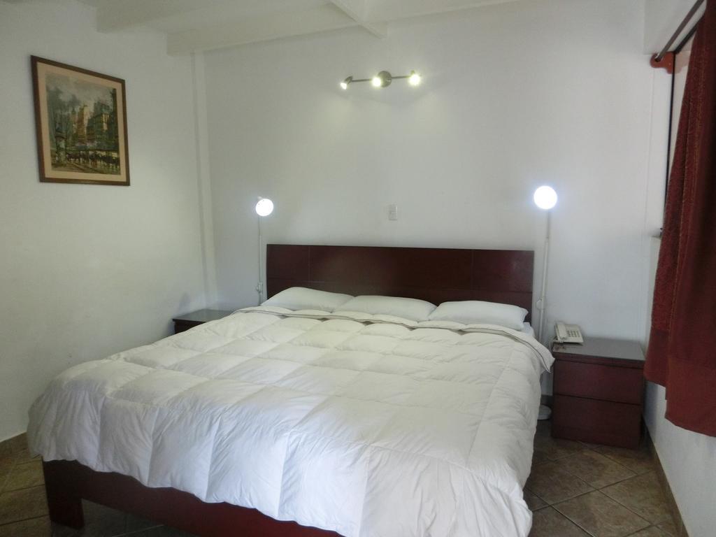 Hotel Miraflores Lodge Lima Szoba fotó