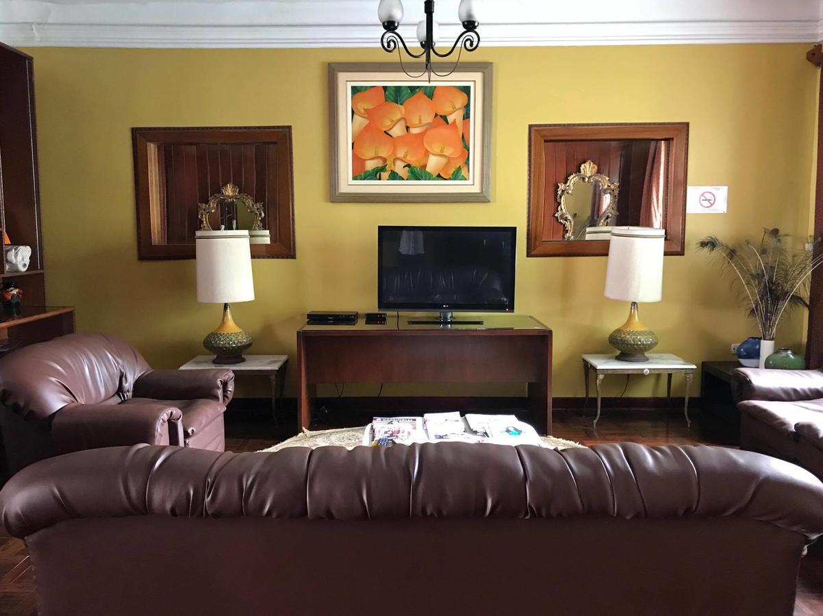 Hotel Miraflores Lodge Lima Kültér fotó