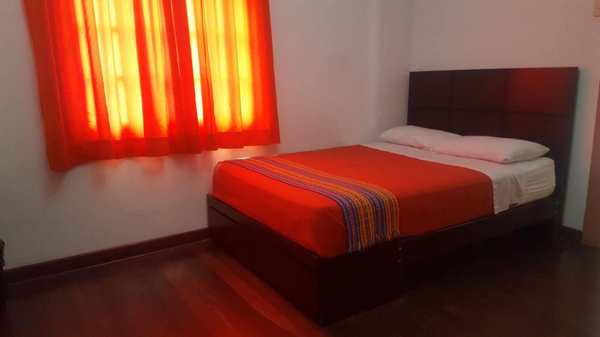 Hotel Miraflores Lodge Lima Kültér fotó